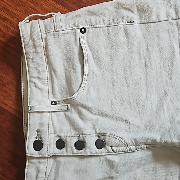 Massimo Power Stretch High Rise Denim Shorts Button Fly Raw Hem Sz 6/ 28 White - Picture 4 of 11